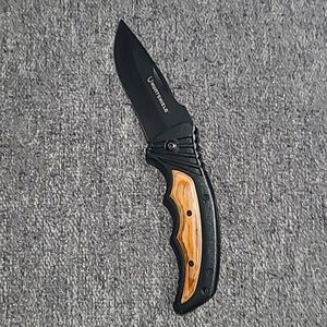 Huntshield folding knife